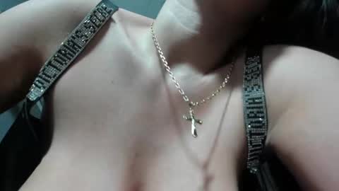 sexxymeriemm online show from March 8, 11:18 pm