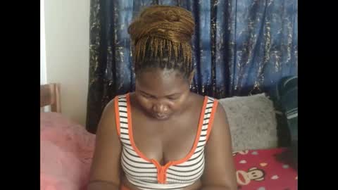 sexxypritty online show from October 31, 8:29 am