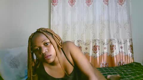 Snapshot of sexy_ariana_2 chatting on September 14, 4:16 pm Ariana online show from September 14, 4:16 pm