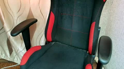 Jessica  Face only in pvt or in snapchat Dont ask more.... online show from February 17, 11:31 am