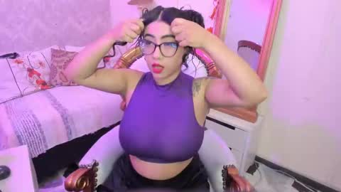  C R I S T A L  online show from February 11, 8:10 pm