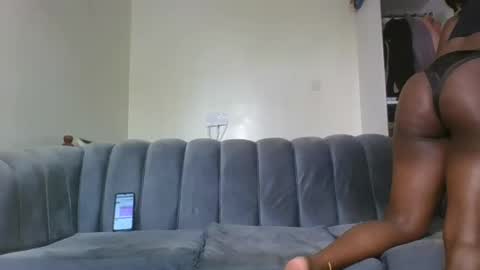 Trina online show from November 12, 9:07 am