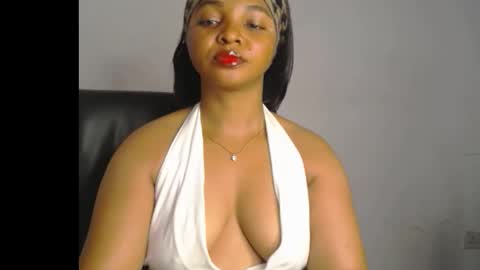 Clara online show from February 2, 8:30 pm