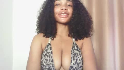 Sexy kitty881 online show from September 27, 7:10 pm