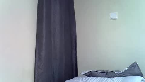 Linda online show from June 8, 1:28 am