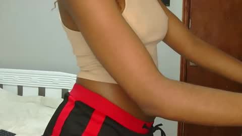 Snapshot of sexy_moh1 chatting on September 17, 3:48 am sexy_moh1 online show from September 17, 3:48 am
