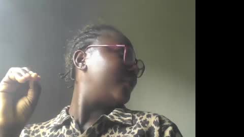 zoe online show from October 28, 12:11 pm