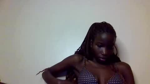 sexy_petittie online show from September 18, 7:07 am