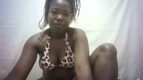 sexy_sandrah online show from March 12, 4:51 am