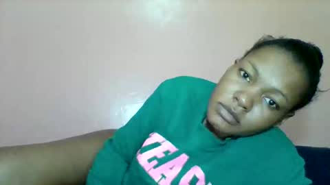 sexyapple2002 online show from September 17, 8:12 am