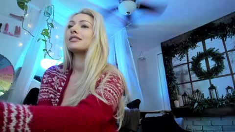 Ashley Teal online show from December 5, 10:12 pm