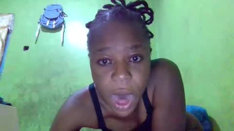 Snapshot of sexybianca56 chatting on September 30, 7:25 am sexybianca56 online show from September 30, 7:25 am