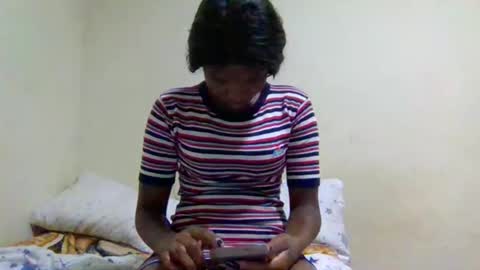 Essy online show from October 4, 11:49 am