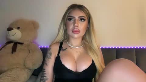 sexyclaireanais online show from July 13, 12:00 am