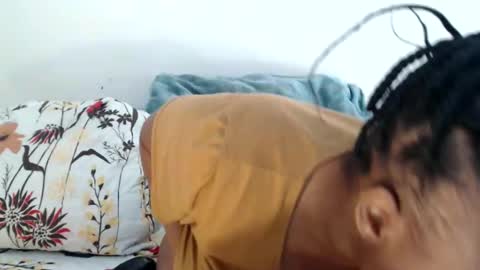 sexyebonylove89 online show from December 19, 11:24 am