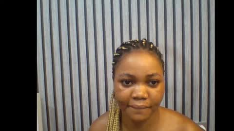 sexyeye368293 online show from November 10, 1:44 am