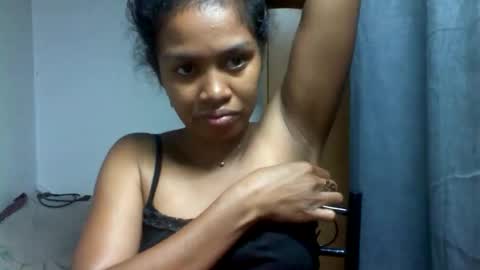 sexylarra12 online show from December 18, 2:38 am