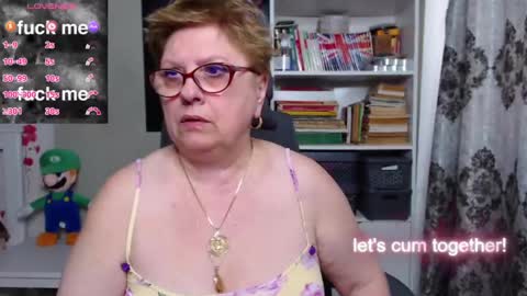 sexylynette4u online show from March 4, 10:35 am