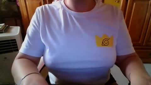 Snapshot of sexymisss24 chatting on September 9, 10:15 am sexymisss24 online show from September 9, 10:15 am