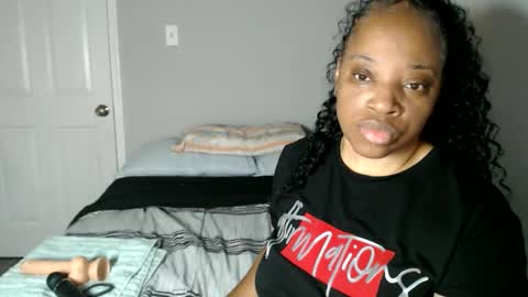 SexyMona online show from November 25, 6:04 am