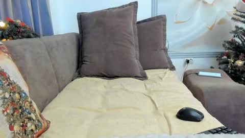 Delia online show from December 25, 6:20 am