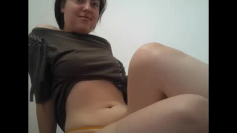 Snapshot of sexynyu18 chatting on September 9, 5:07 am Alex online show from September 9, 5:07 am