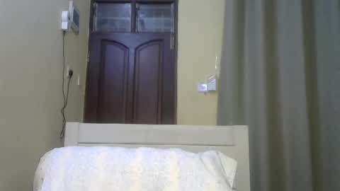 Lee online show from January 11, 6:03 am