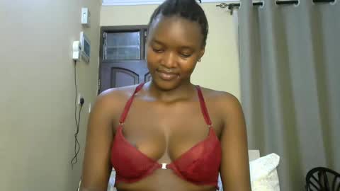 Lee online show from December 20, 8:01 pm