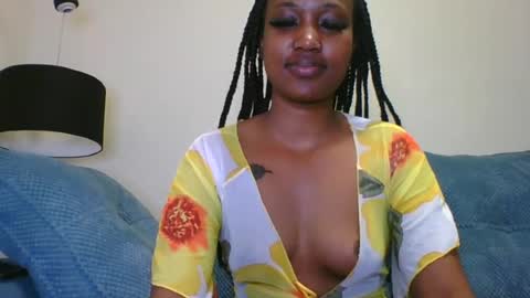 sexyriri22 online show from June 22, 9:12 pm