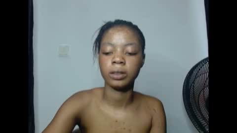 Snapshot of sexyxpeach chatting on October 6, 3:40 pm sexyxpeach online show from October 6, 3:40 pm