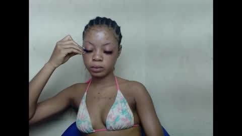 Snapshot of sexyxpeach chatting on September 12, 12:55 am sexyxpeach online show from September 12, 12:55 am