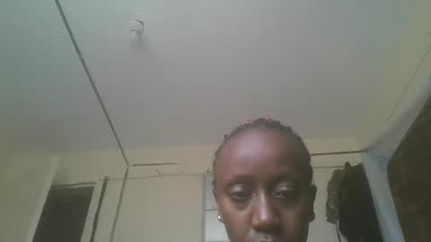 Snapshot of sexyy_tiny chatting on September 12, 9:29 am Mel online show from September 12, 9:29 am