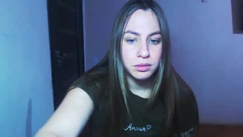 Yuliia online show from December 18, 2:33 pm