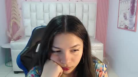 Snapshot of shalon_diaz_sub chatting on September 20, 1:53 pm Shalon online show from September 20, 1:53 pm