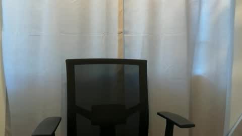 Shaman Woman online show from November 17, 7:36 pm