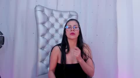 Shannel online show from December 5, 11:27 am