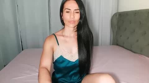 shantal online show from March 8, 2:21 am