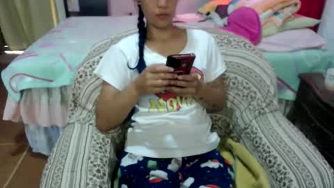 shanyflores5 online show from April 19, 12:49 pm