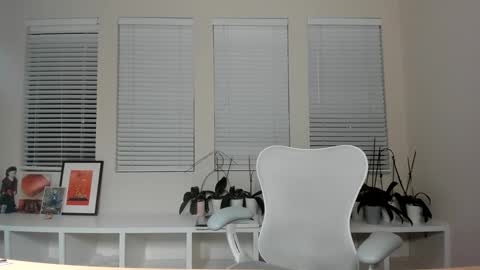 Sharkgirl online show from January 28, 1:39 am