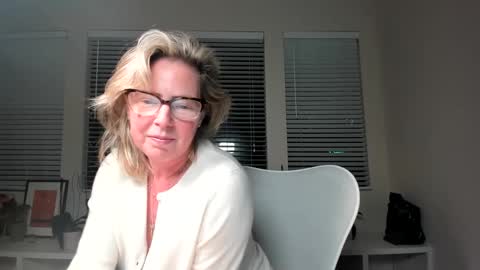 Sharkgirl online show from December 13, 12:20 am