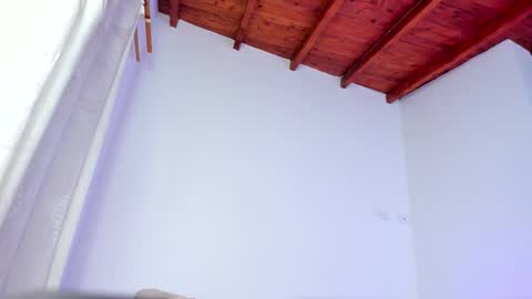 Hi fiends ---- I usually start online from Monday to Friday from 1000 am Saturdays and Sundays at 600 am Colombia time online show from February 4, 3:59 pm