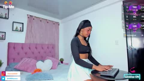 Snapshot of sharon_hill1 chatting on October 13, 10:34 pm Jessica independent model online show from October 13, 10:34 pm