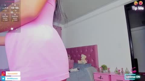 Snapshot of sharon_hill1 chatting on September 20, 2:10 am Jessica independent model online show from September 20, 2:10 am