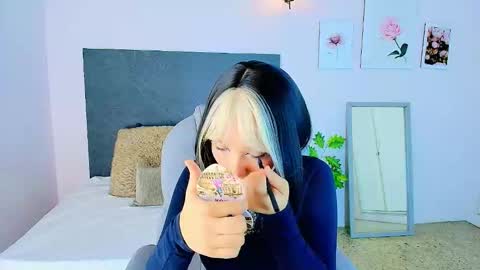 Snapshot of sharon_rosse__ chatting on October 14, 12:30 pm sharon_rosse__ online show from October 14, 12:30 pm