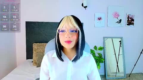 Snapshot of sharon_rosse__ chatting on September 24, 12:04 pm sharon_rosse__ online show from September 24, 12:04 pm