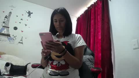 Snapshot of sharoon__cherry_ chatting on March 3, 3:15 pm sharon online show from March 3, 3:15 pm