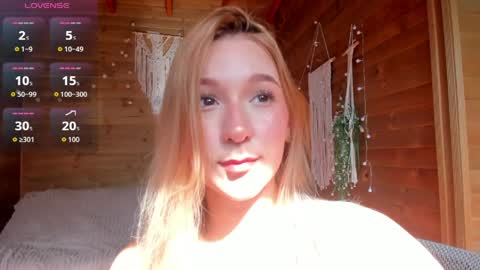 Shantall online show from March 25, 8:45 pm