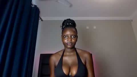Snapshot of shayne_akinyi chatting on October 17, 2:20 pm Shayne online show from October 17, 2:20 pm