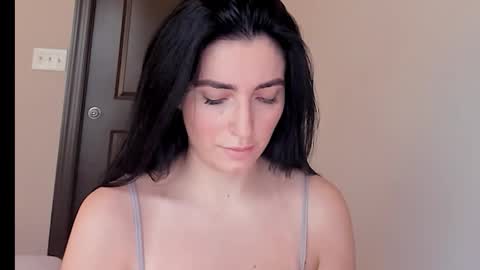 sheisallthat online show from November 1, 8:24 pm