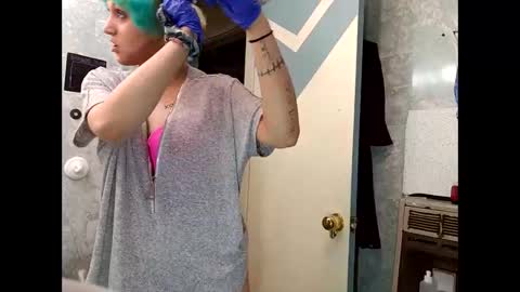 Shelby holes online show from March 12, 10:26 am